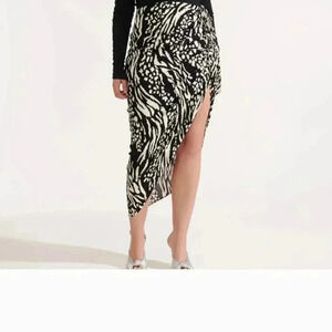 Veronica Beard Size 4 Bone Black Ruched Side Animal Print Hi Low Skirt Side Zip